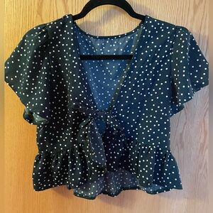Women’s Tie Front Top